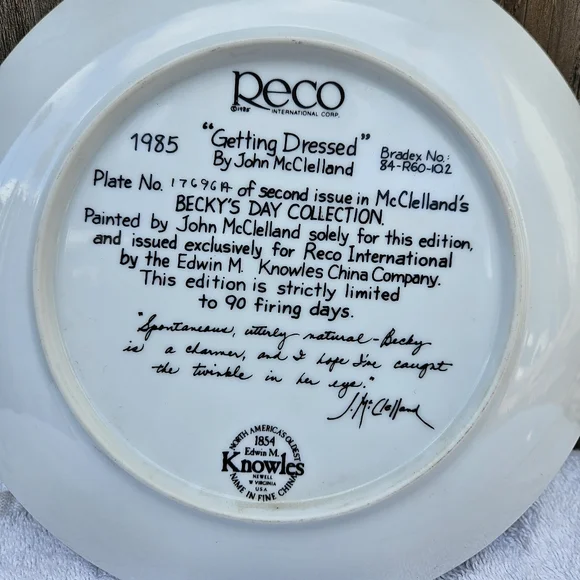 Getting Dressed Decorative Plate with Girl and Doll  1985 - Picture 14 of 15